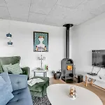Two-bedroom With Sea View 04 * Norre Nebel