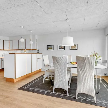 Two-bedroom Norre Nebel With Sea View 04 Apartment *